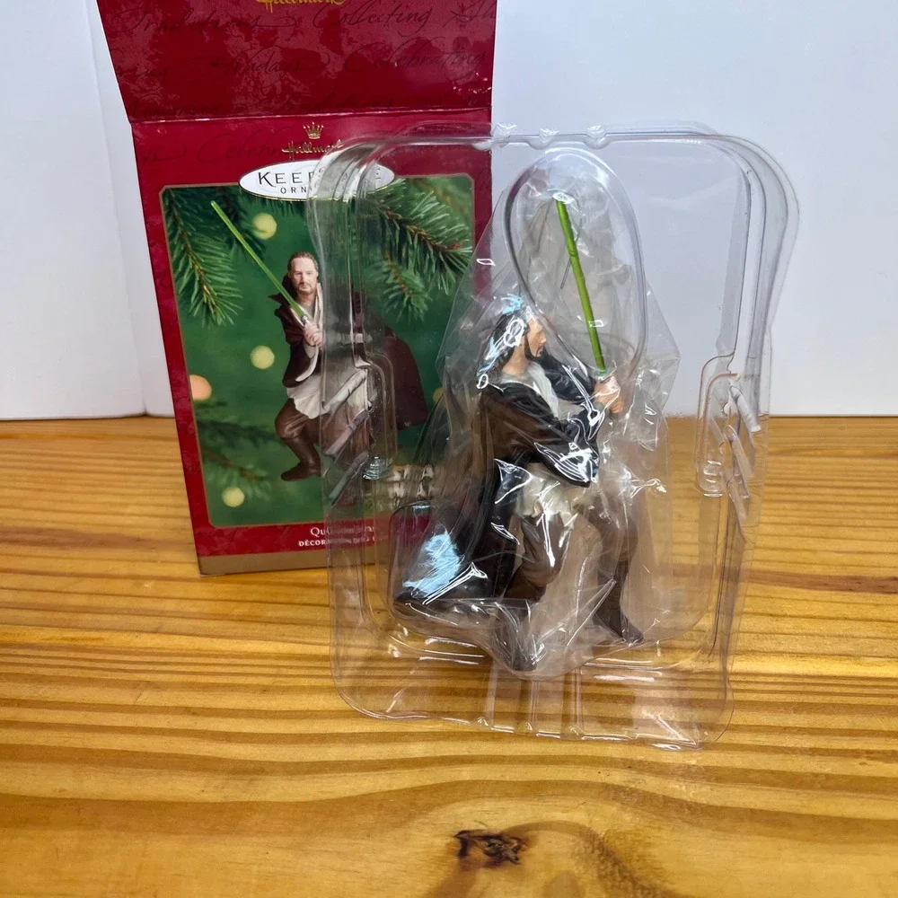 Qui-Gon‎ Jinn Star Wars Episode I Hallmark Keepsake Ornament Dated 2000
